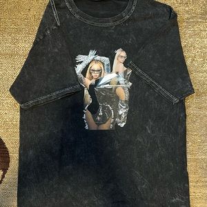 Honeydeu Design “Yoncé Groove” Mineral Washed Tee - Size: Small